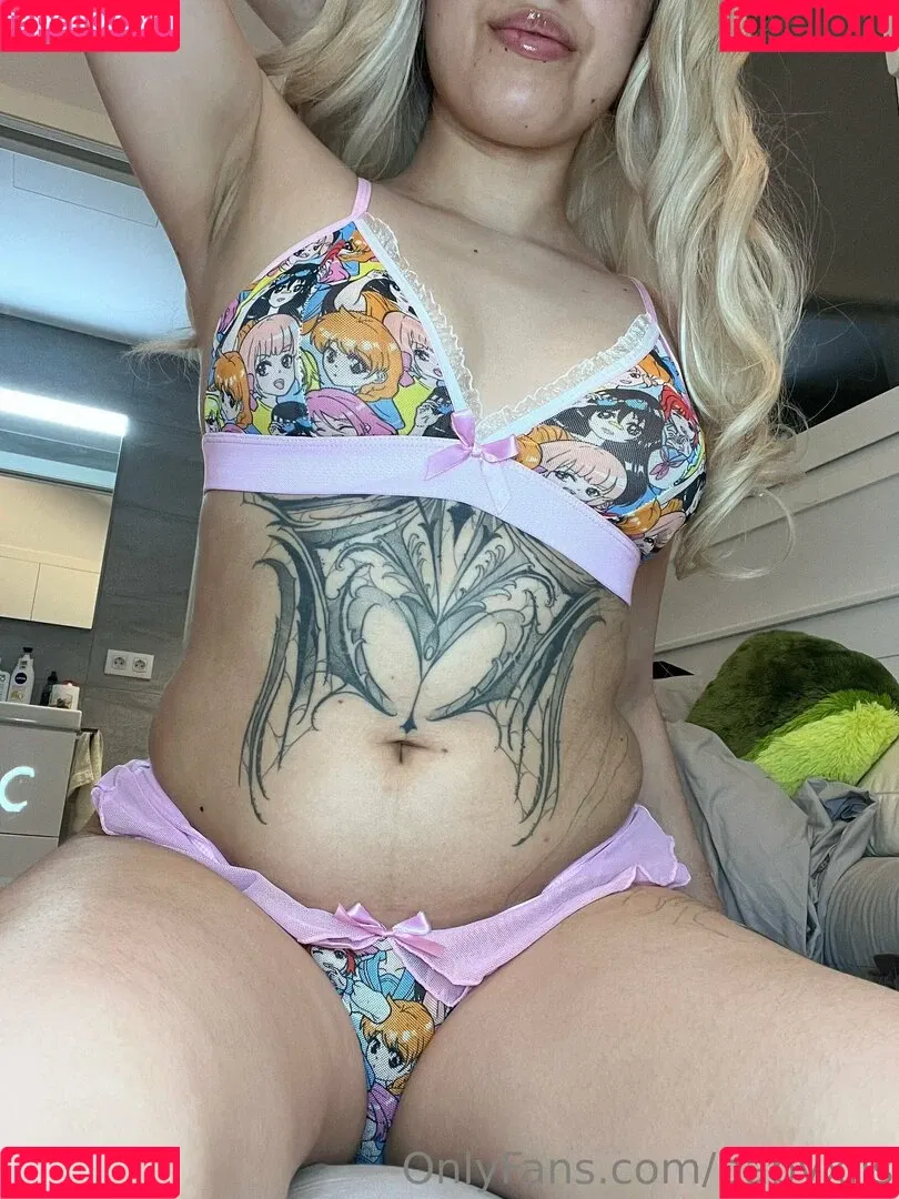 babyxlis Onlyfans Photo Gallery 