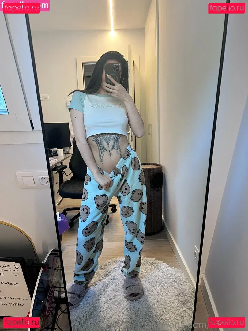 babyxlis Onlyfans Photo Gallery 