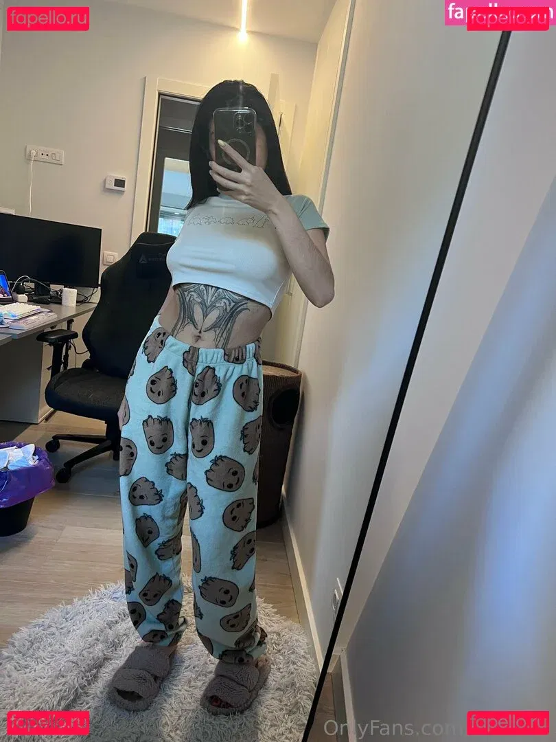 babyxlis Onlyfans Photo Gallery 