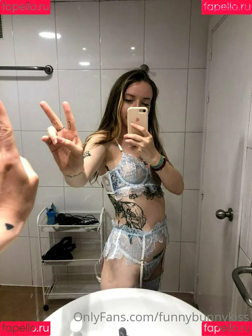 funnybunnykiss Onlyfans Photo Gallery 