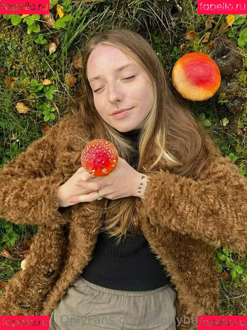 funnybunnykiss Onlyfans Photo Gallery 