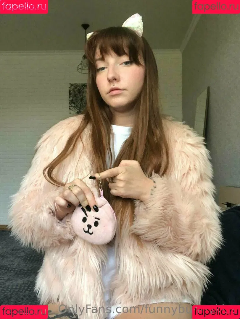 funnybunnykiss Onlyfans Photo Gallery 