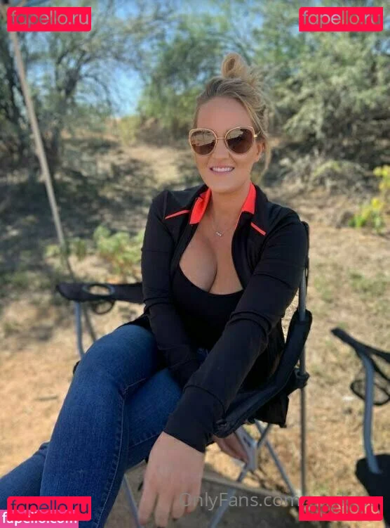 emilyyxx Onlyfans Photo Gallery 