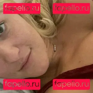 emilyyxx Onlyfans Photo Gallery 