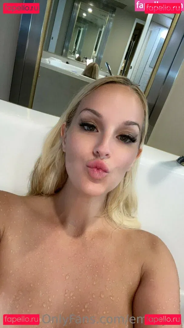 emilyyxx Onlyfans Photo Gallery 