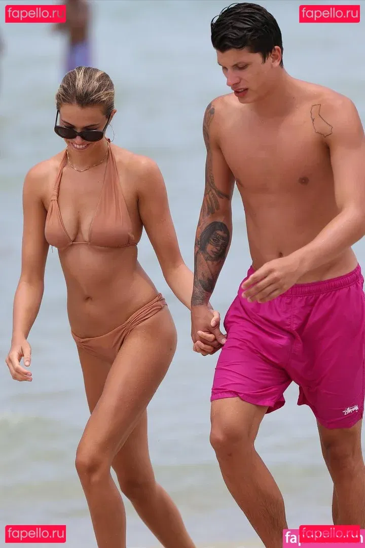 Hailey Clauson Onlyfans Photo Gallery 