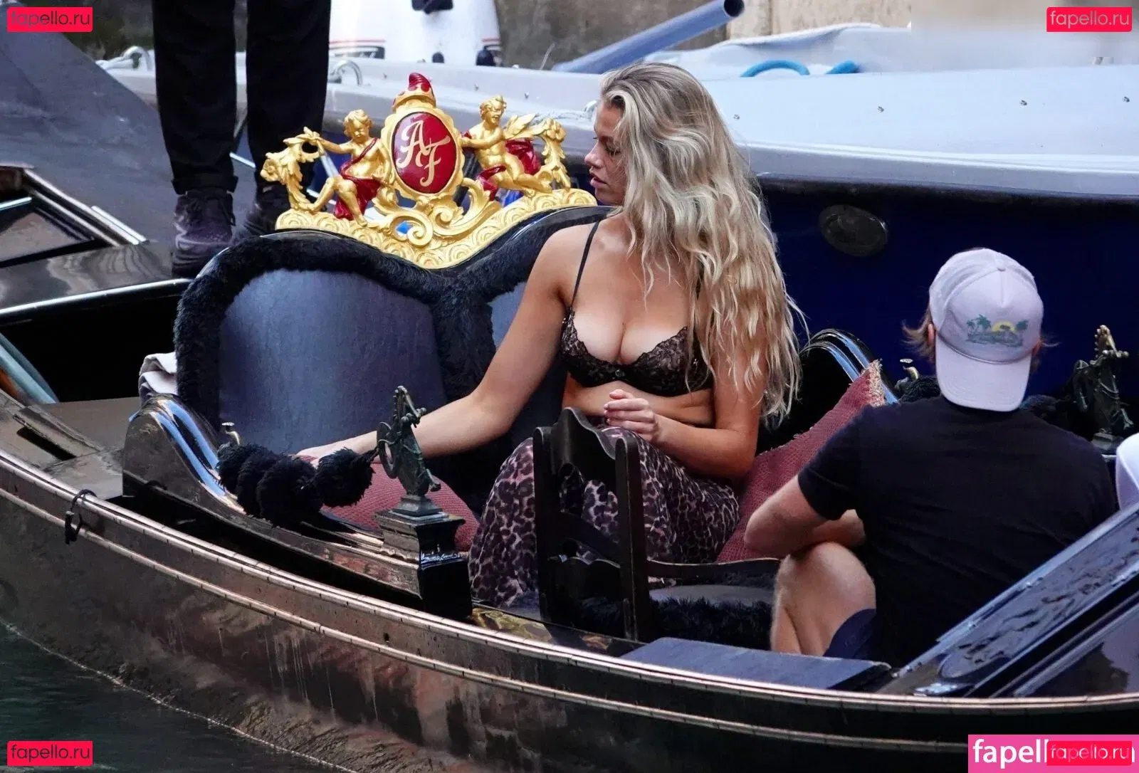 Hailey Clauson Onlyfans Photo Gallery 