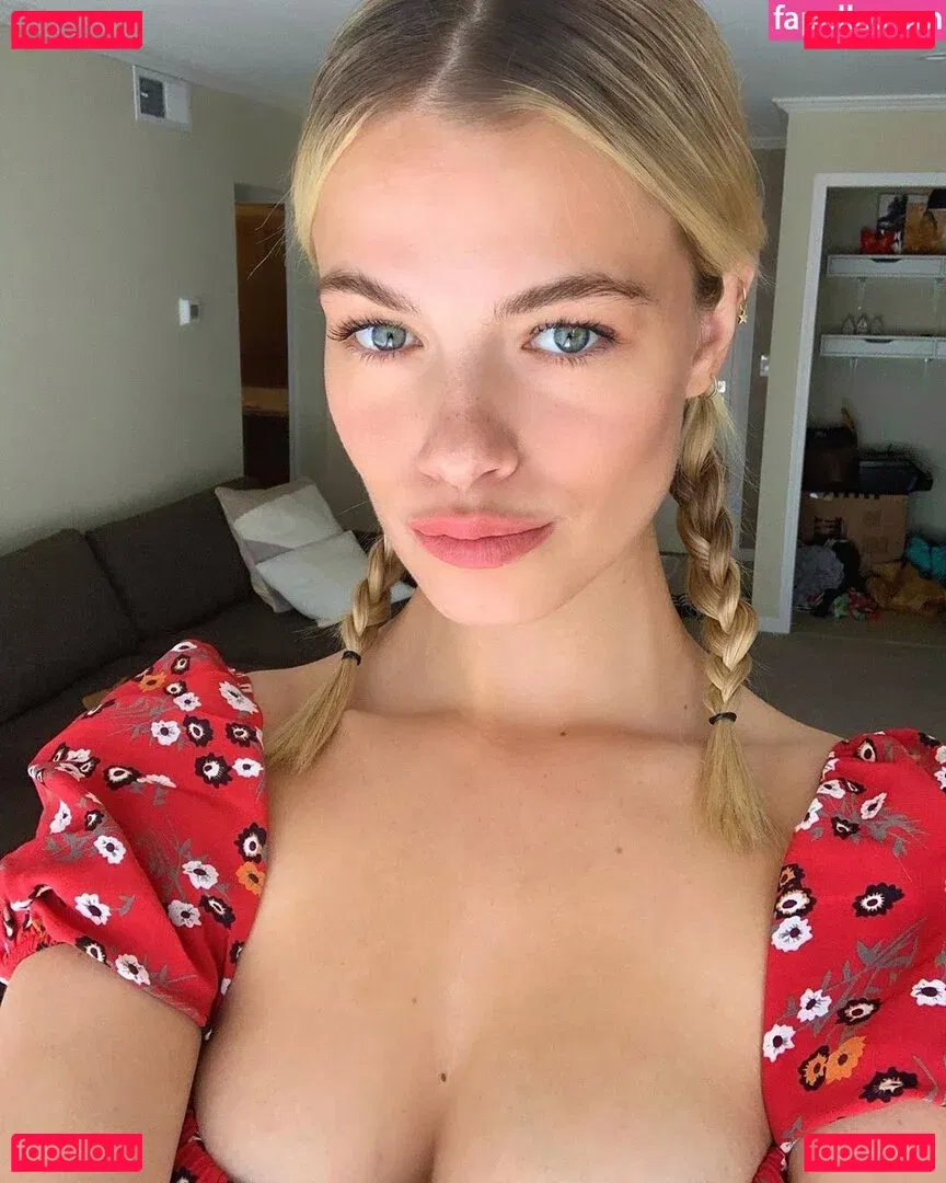 Hailey Clauson Onlyfans Photo Gallery 