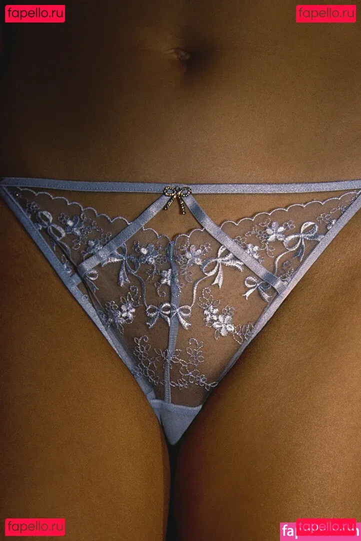 Hailey Clauson Onlyfans Photo Gallery 