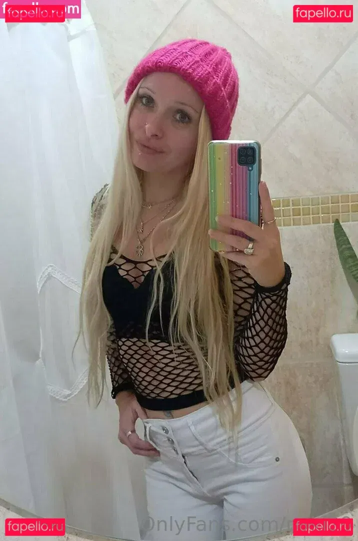 nyki20 Onlyfans Photo Gallery 