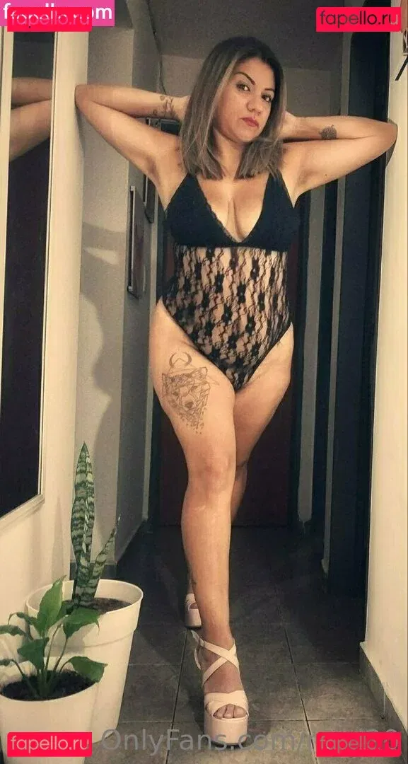 nyki20 Onlyfans Photo Gallery 