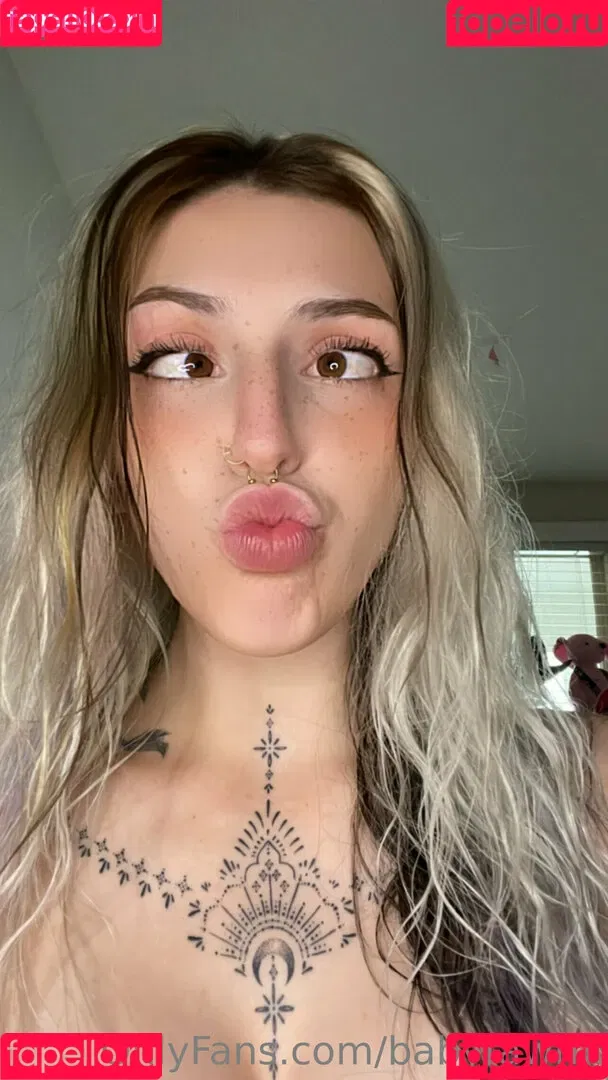 babyfawnx Onlyfans Photo Gallery 