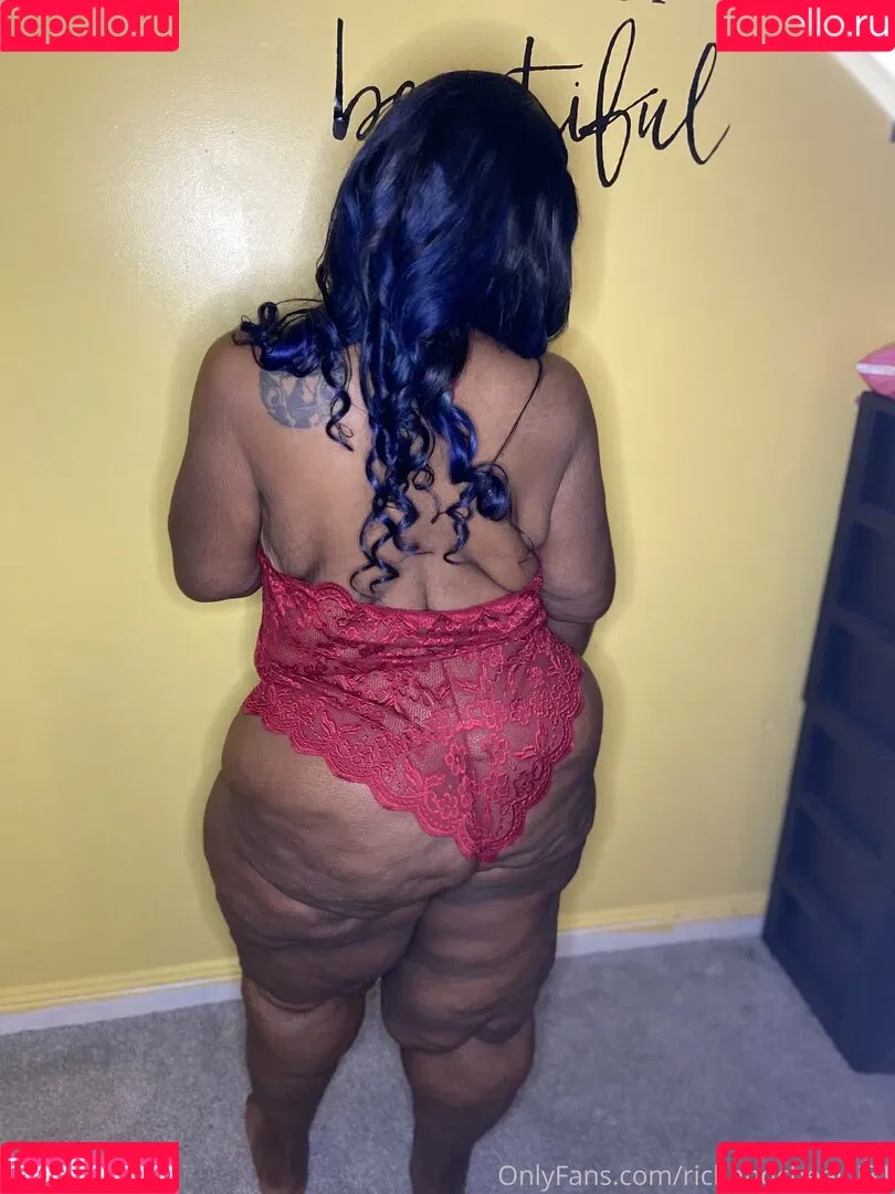 cheekiifemme Onlyfans Photo Gallery 