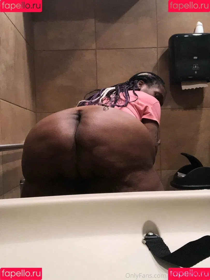 cheekiifemme Onlyfans Photo Gallery 