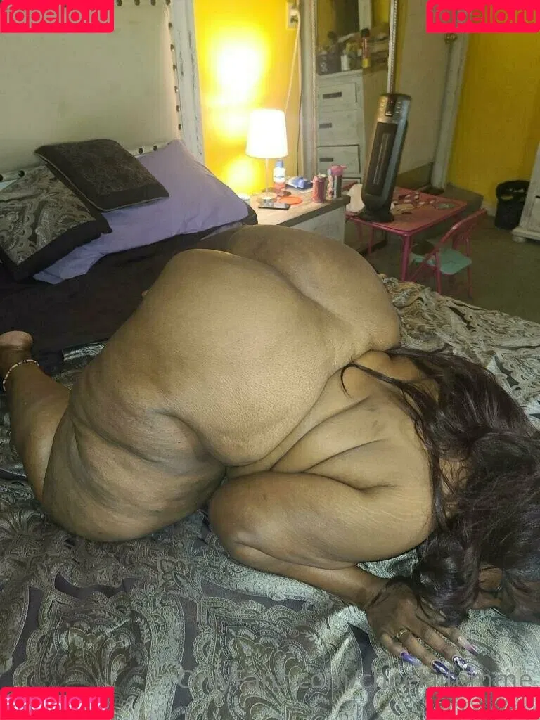 cheekiifemme Onlyfans Photo Gallery 
