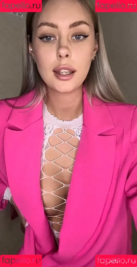 8a8y Nura Onlyfans Photo Gallery 
