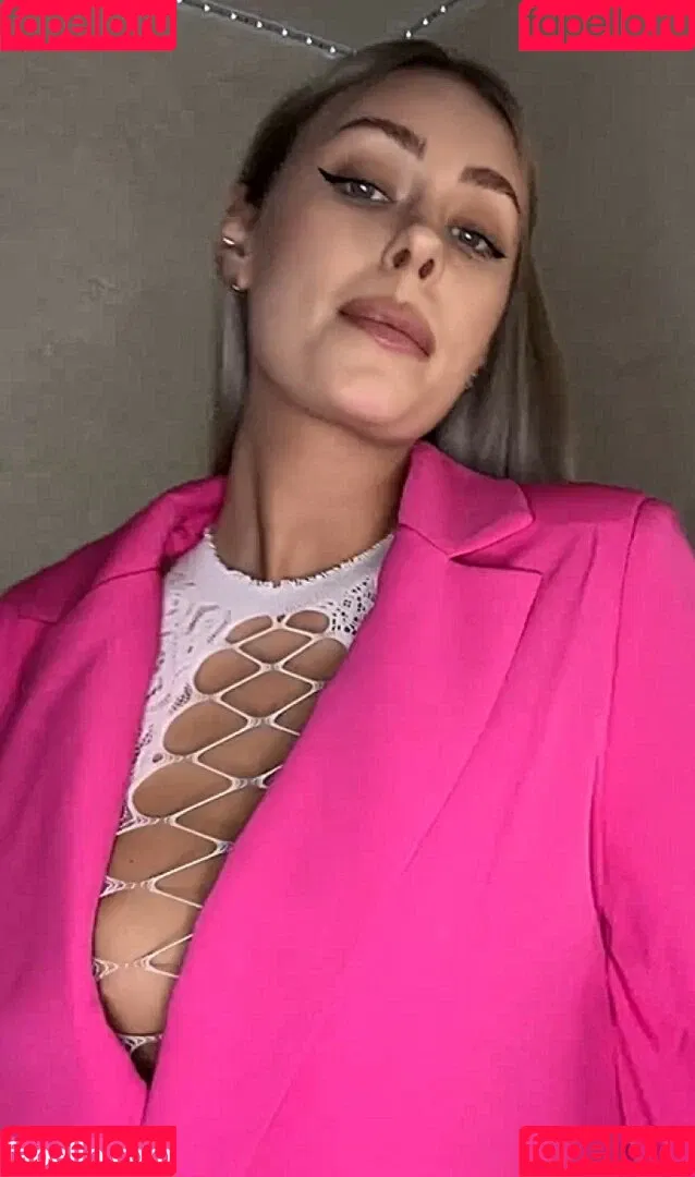 8a8y Nura Onlyfans Photo Gallery 