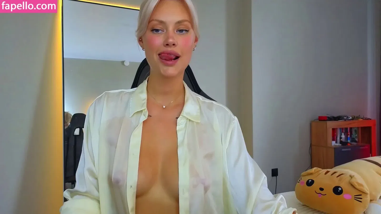 8a8y Nura Onlyfans Photo Gallery 