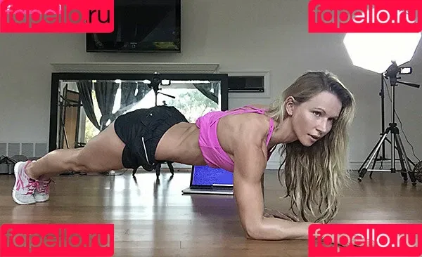 Zuzka Light Onlyfans Photo Gallery 