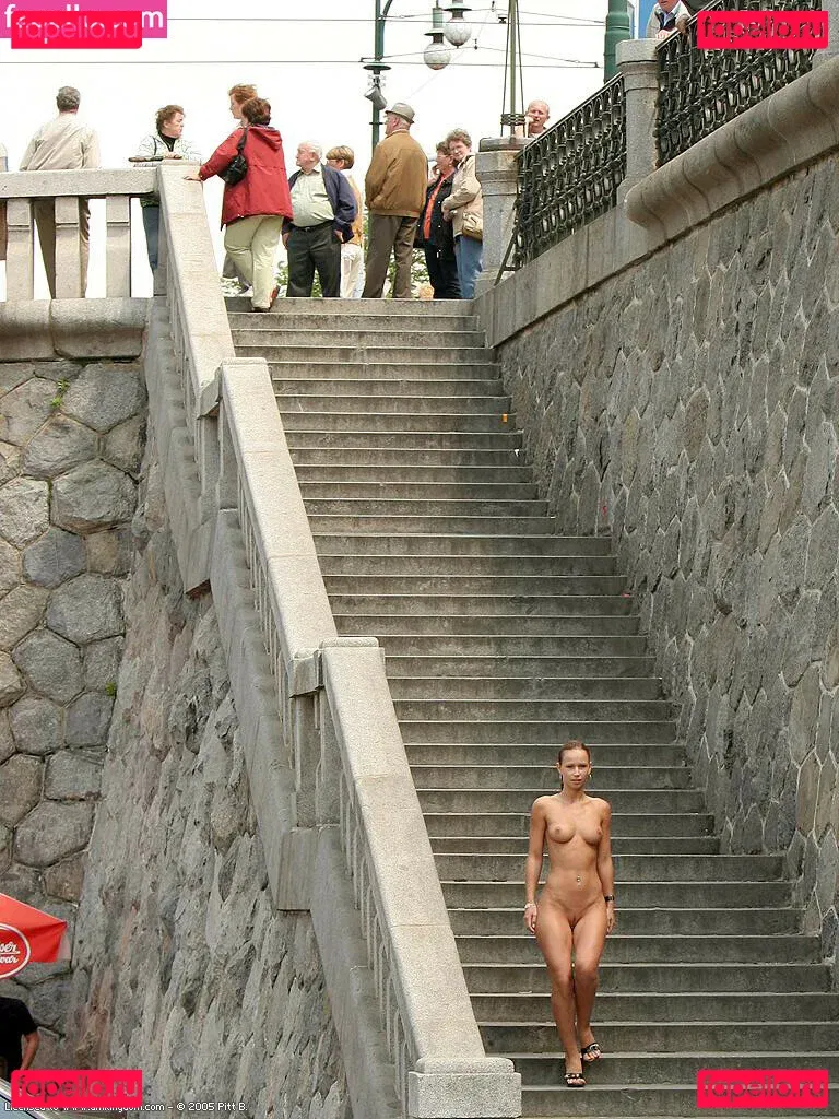 Zuzka Light Onlyfans Photo Gallery 