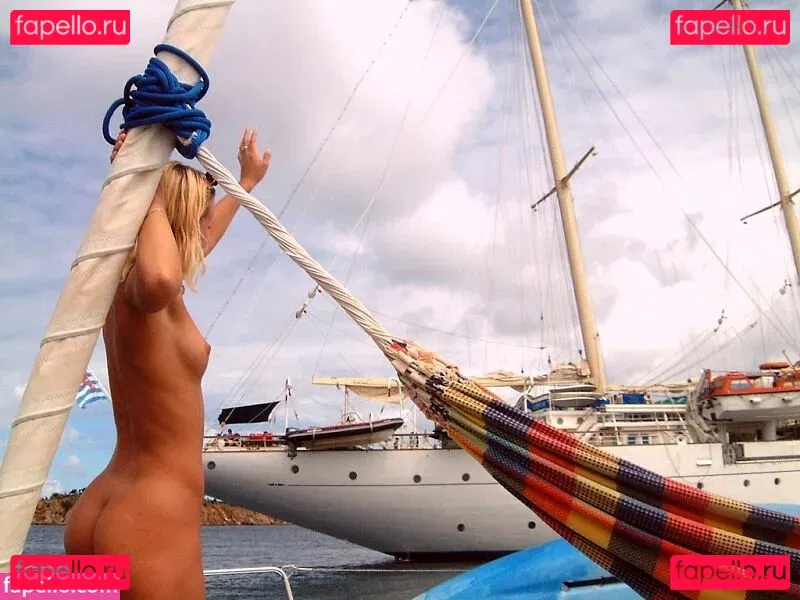 Zuzka Light Onlyfans Photo Gallery 