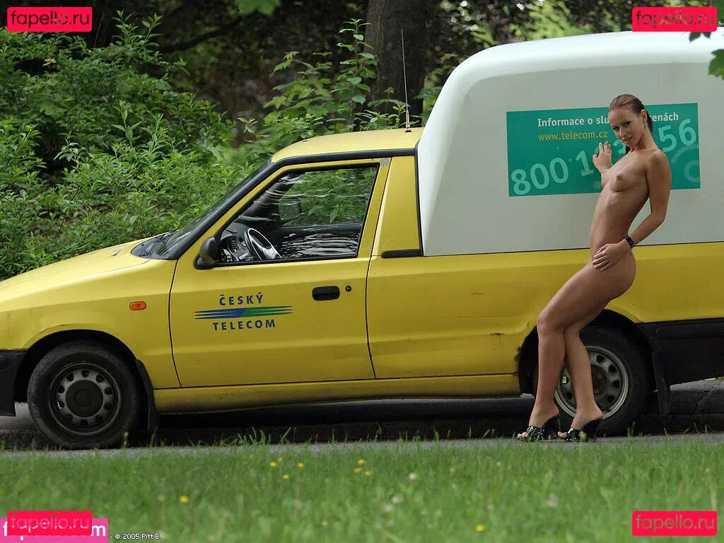 Zuzka Light Onlyfans Photo Gallery 