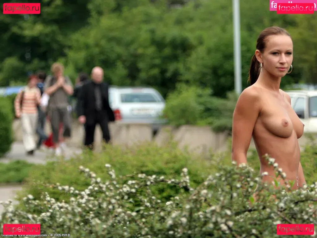 Zuzka Light Onlyfans Photo Gallery 