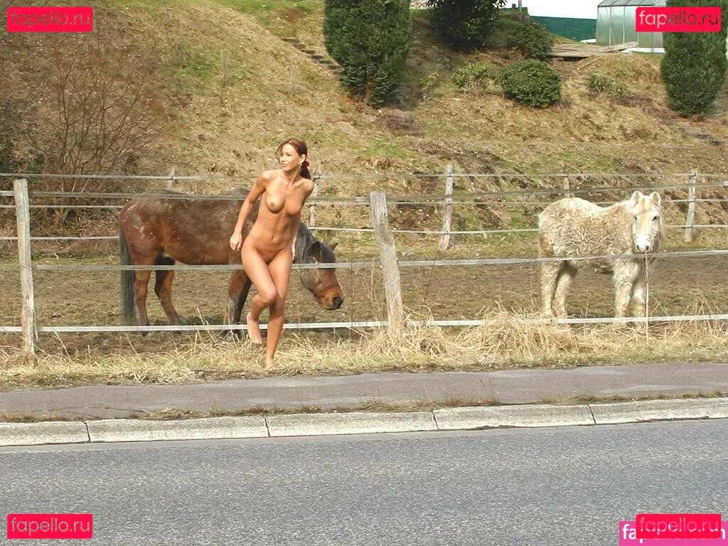 Zuzka Light Onlyfans Photo Gallery 