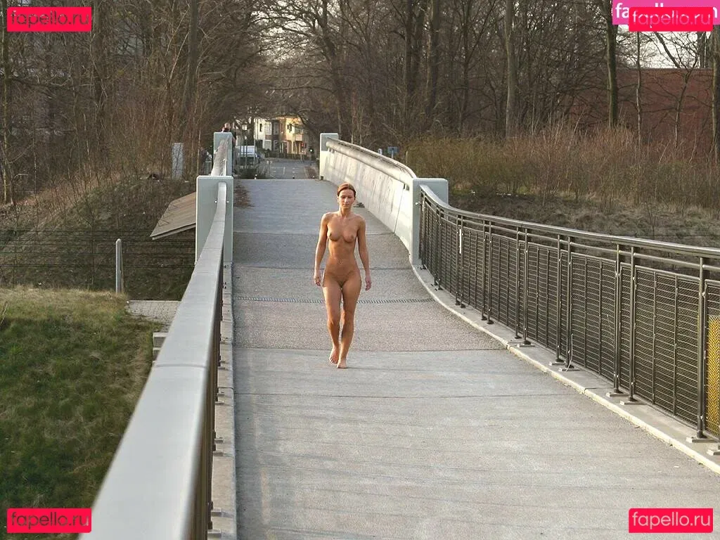 Zuzka Light Onlyfans Photo Gallery 