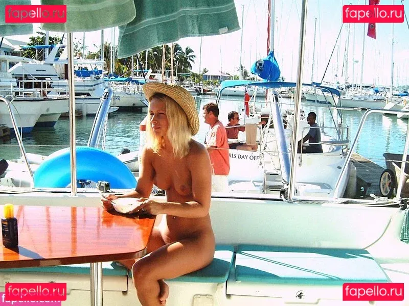 Zuzka Light Onlyfans Photo Gallery 