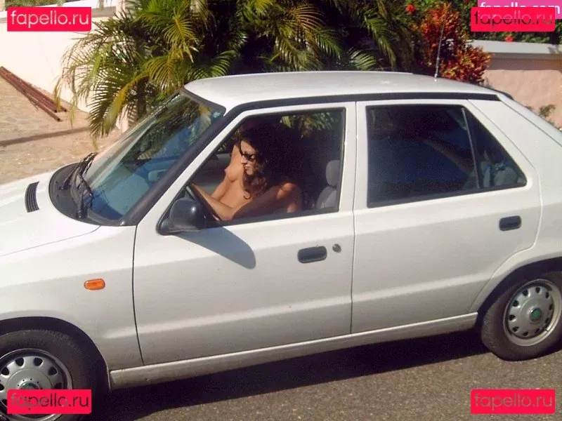 Zuzka Light Onlyfans Photo Gallery 