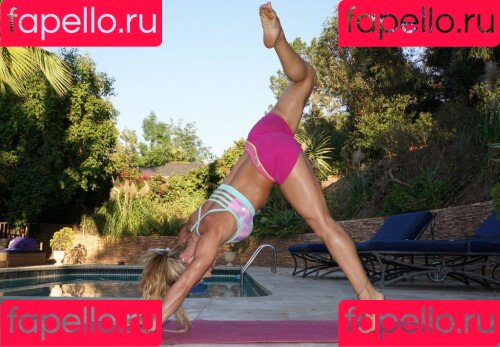 Zuzka Light Onlyfans Photo Gallery 