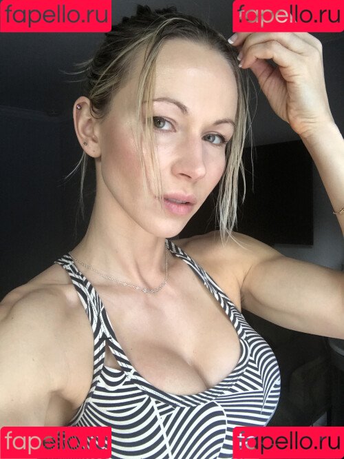 Zuzka Light Onlyfans Photo Gallery 