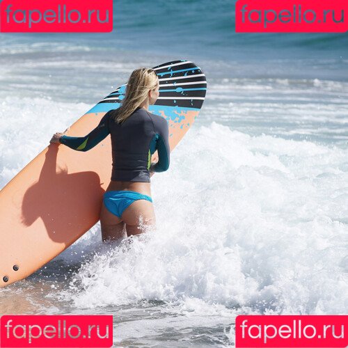 Zuzka Light Onlyfans Photo Gallery 