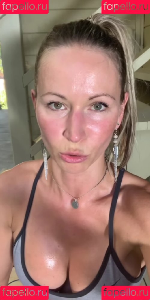 Zuzka Light Onlyfans Photo Gallery 