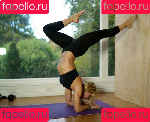 Zuzka Light Onlyfans Photo Gallery 