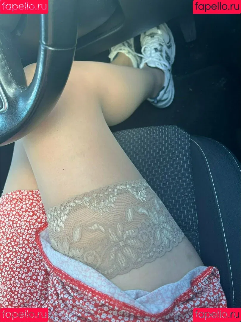 floraivyfree Onlyfans Photo Gallery 