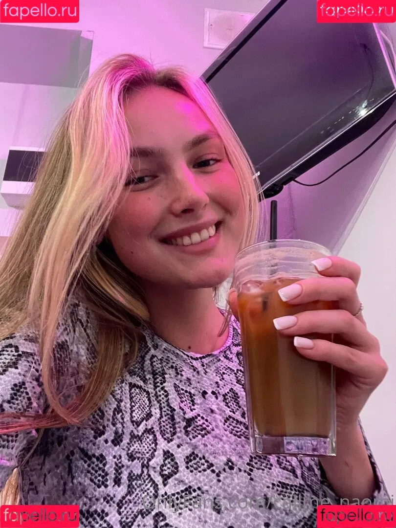 callme_naomi Onlyfans Photo Gallery 