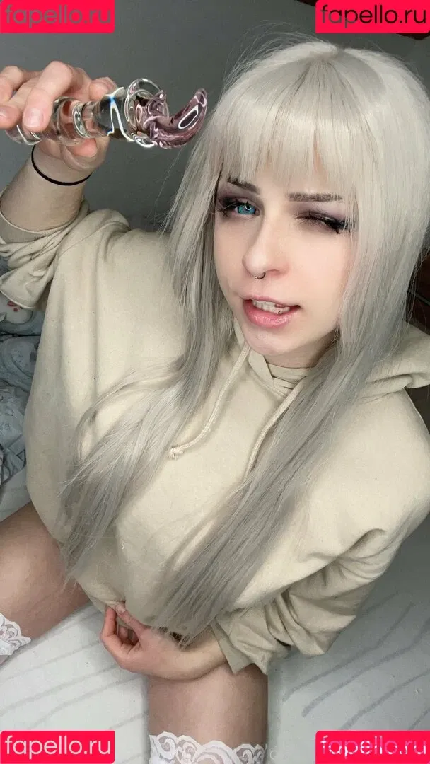 yumeblume Onlyfans Photo Gallery 