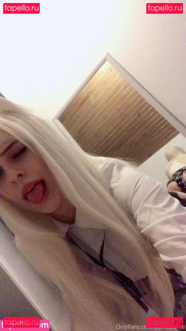 yumeblume Onlyfans Photo Gallery 