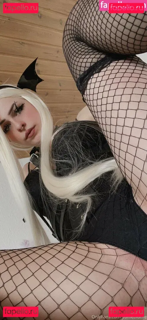 yumeblume Onlyfans Photo Gallery 