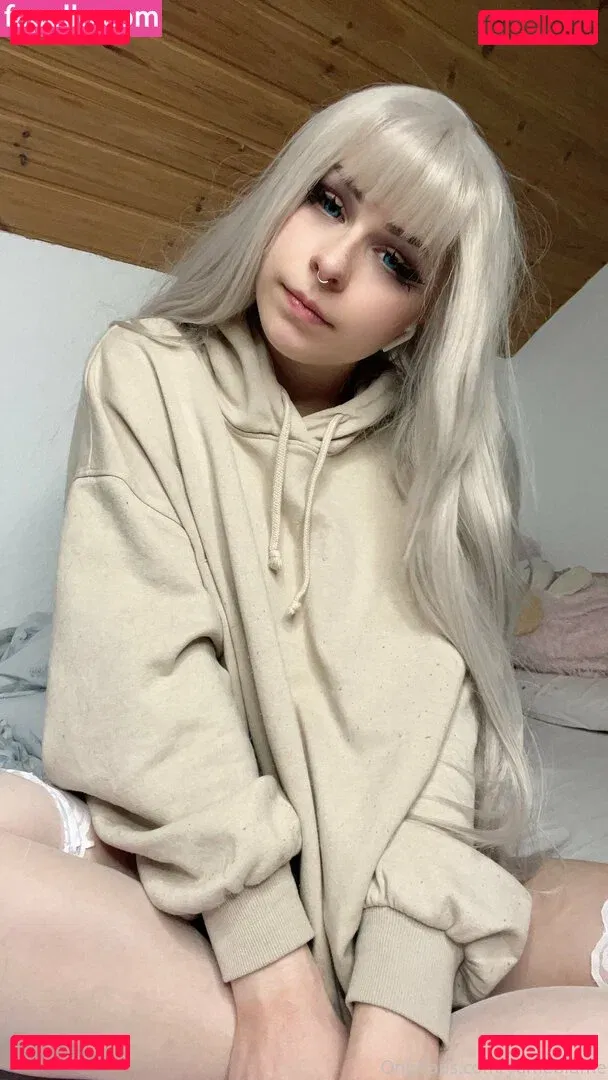 yumeblume Onlyfans Photo Gallery 