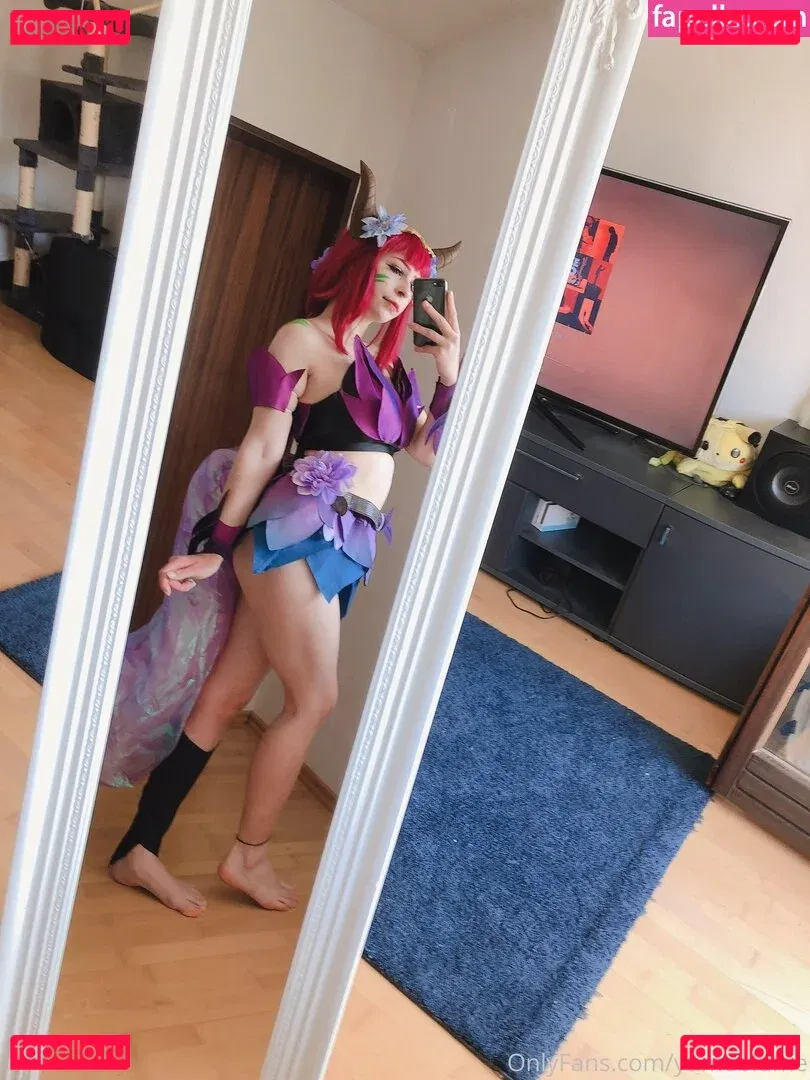 yumeblume Onlyfans Photo Gallery 