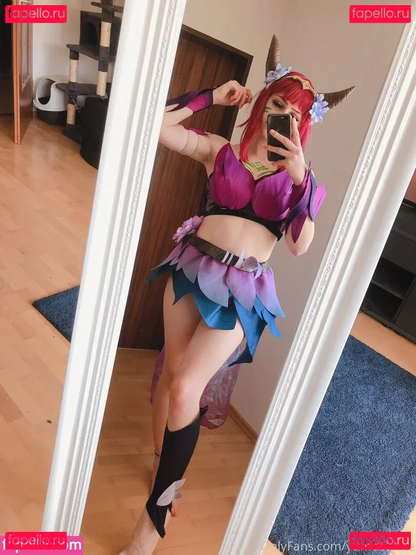 yumeblume Onlyfans Photo Gallery 