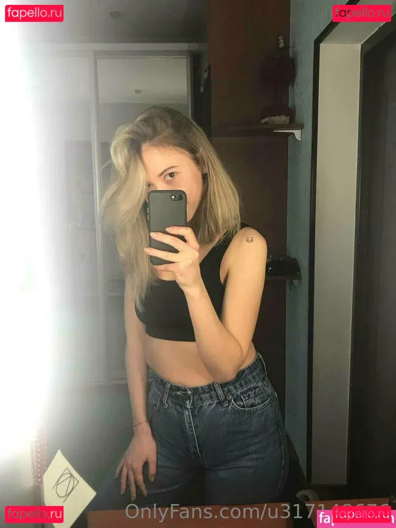 teach_ella Onlyfans Photo Gallery 