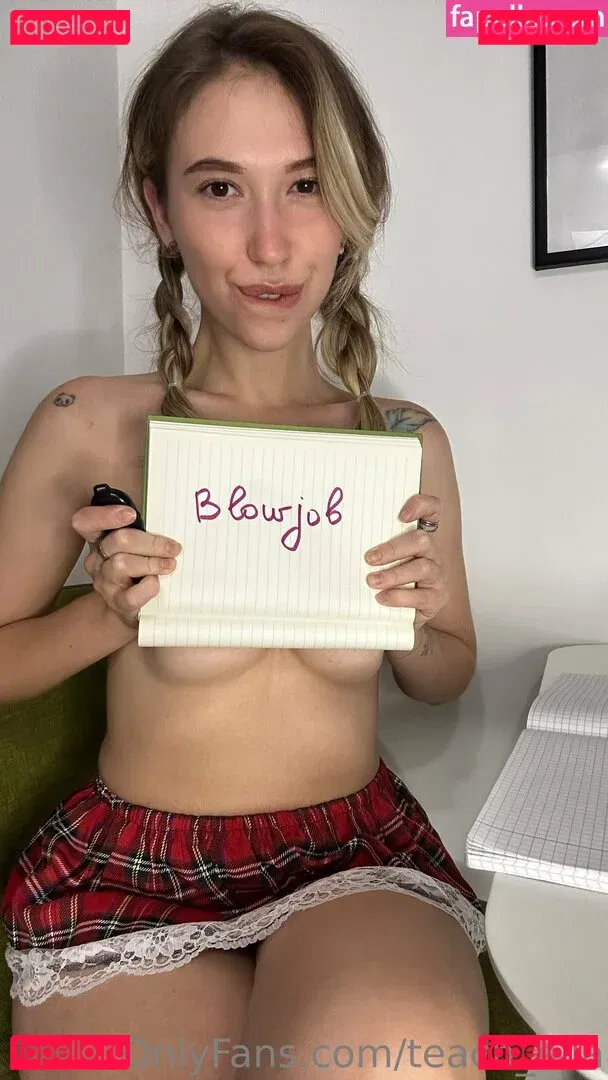 teach_ella Onlyfans Photo Gallery 