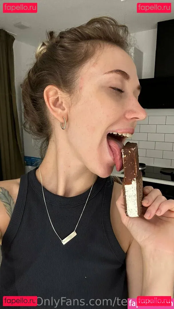 teach_ella Onlyfans Photo Gallery 