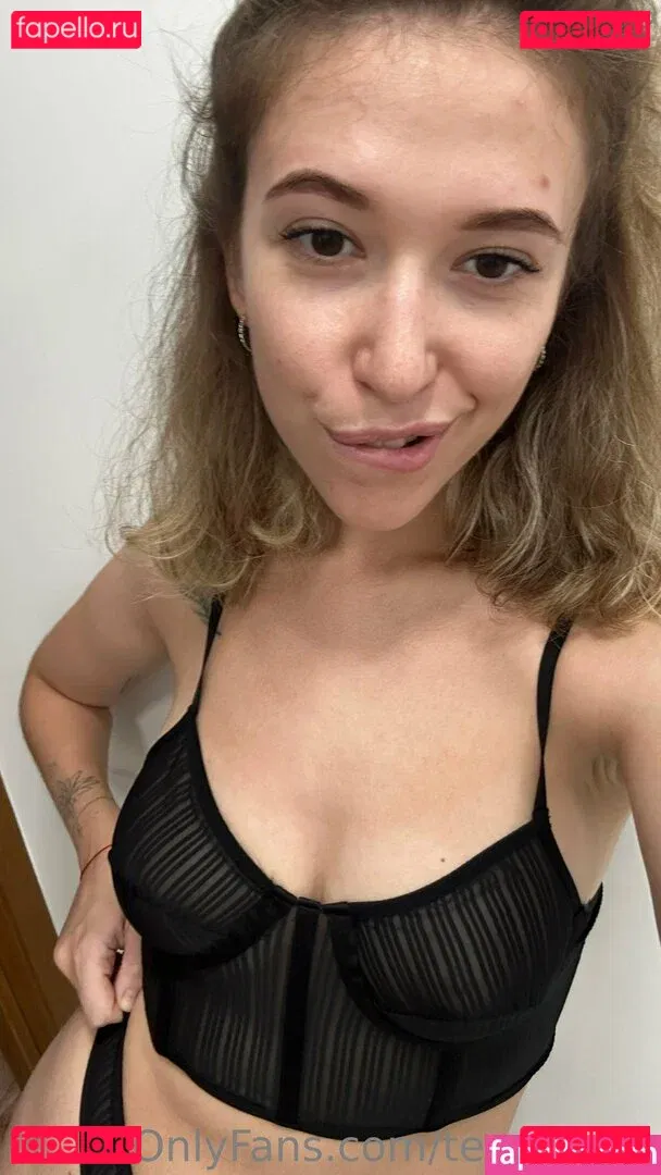 teach_ella Onlyfans Photo Gallery 