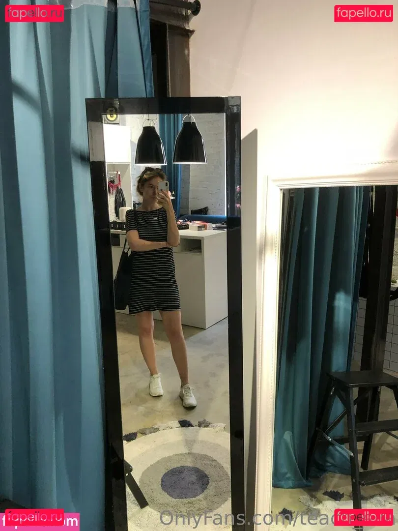 teach_ella Onlyfans Photo Gallery 