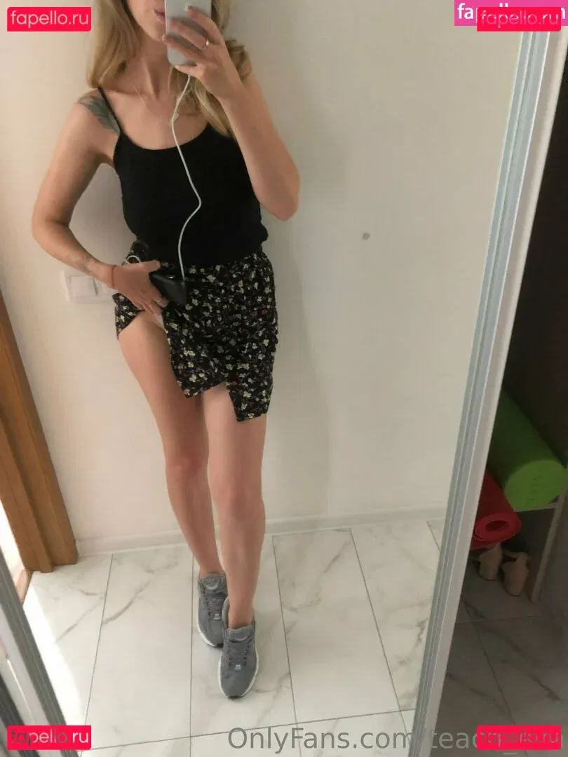 teach_ella Onlyfans Photo Gallery 